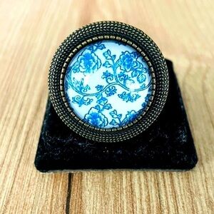 White and Blue Victorian Style Adjustable Ring, NWT, Handmade